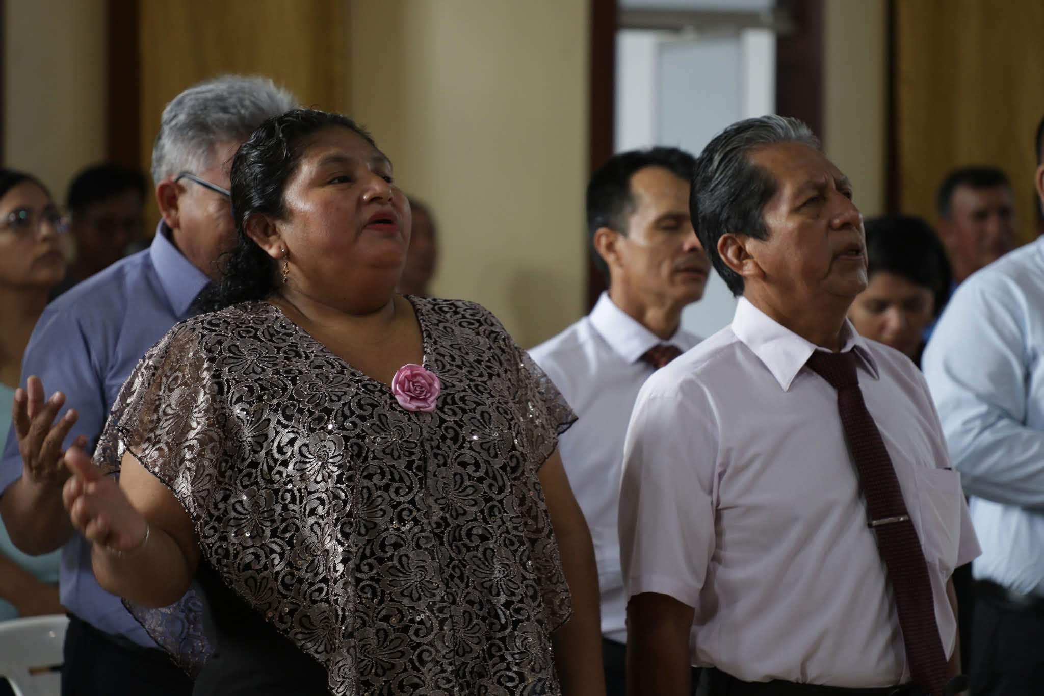 Pastor Segundo Pedro Sanchez Grifa y Esposa Karina Yucra Salas - Líderes de Iglesia Evangélica Maranata Puerto Maldonado, Madre de Dios, Perú
